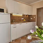 With Parking Space - 22514 Appartement Crikvenica