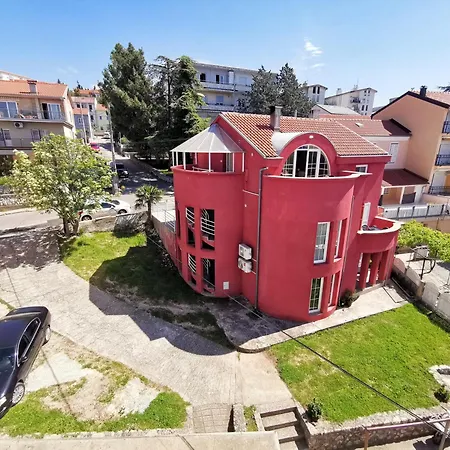 With A Parking Space - 22514 Apartment