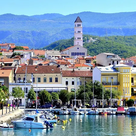 With A Parking Space - 22514 Apartment Crikvenica
